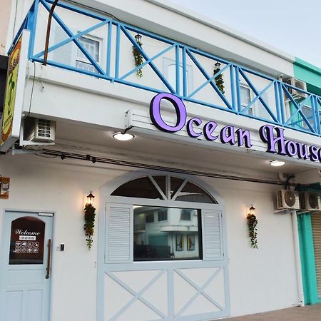 Ocean House Hostel Semporna Ngoại thất bức ảnh