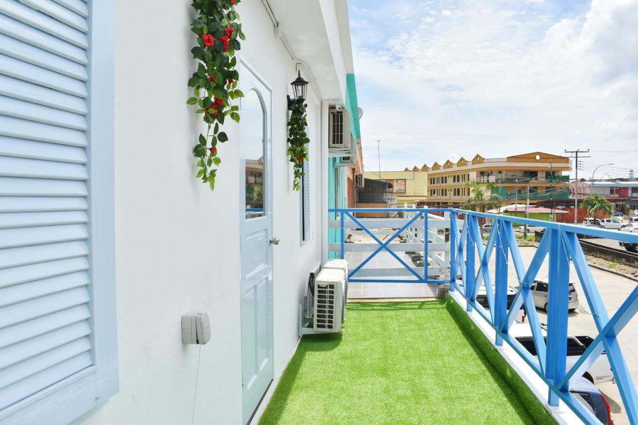 Ocean House Hostel Semporna Ngoại thất bức ảnh