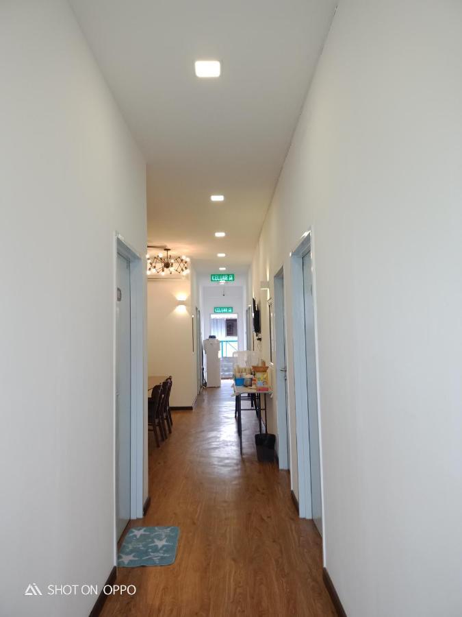 Ocean House Hostel Semporna Ngoại thất bức ảnh