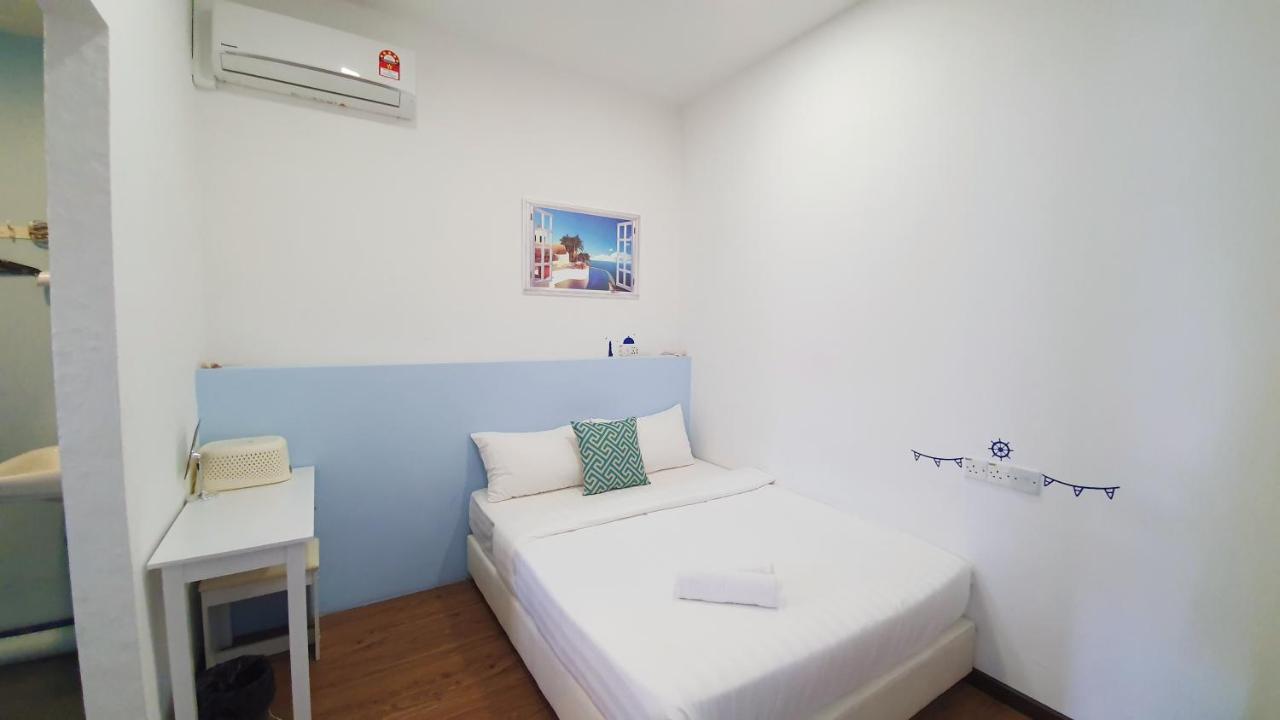 Ocean House Hostel Semporna Ngoại thất bức ảnh
