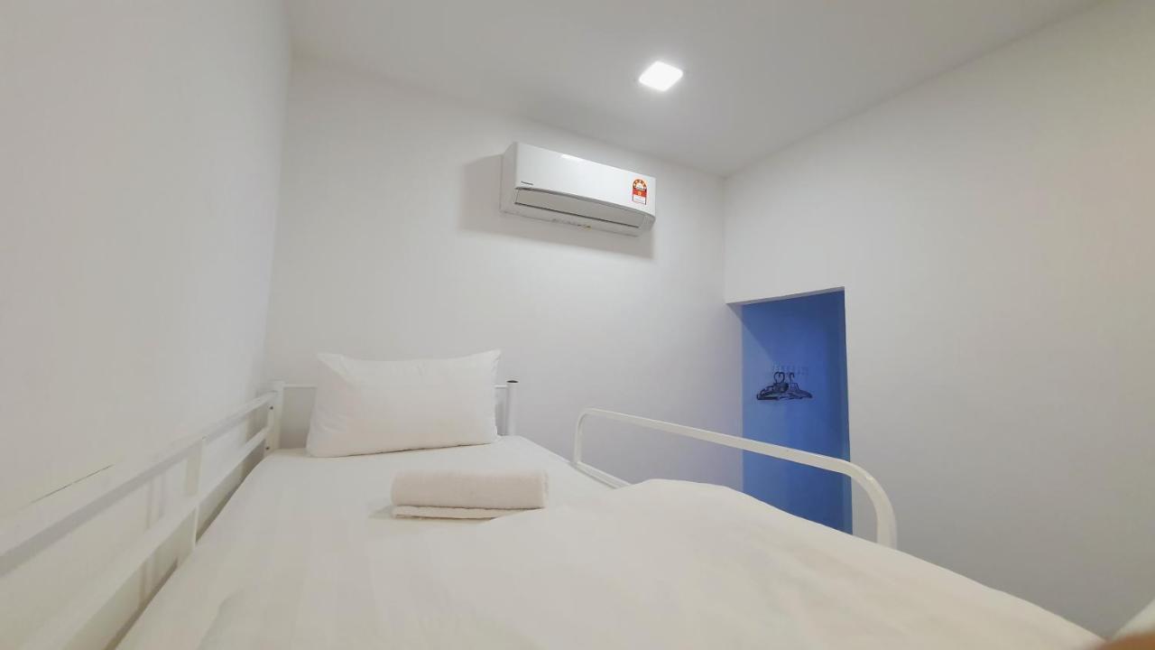 Ocean House Hostel Semporna Ngoại thất bức ảnh